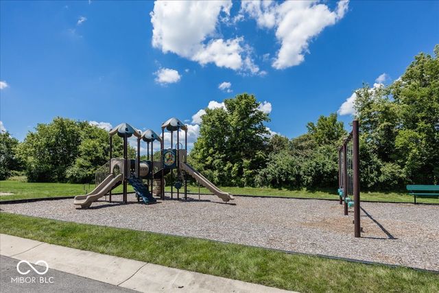 5178 Glendon Court, Mccordsville, IN 46055