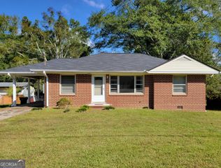 221 James Street, Winder, GA 30680