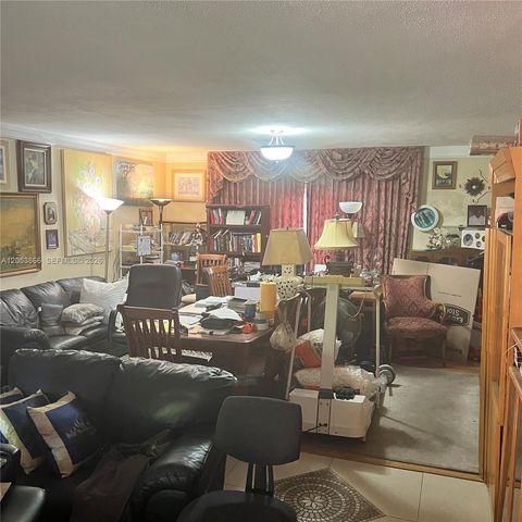 1760 NE 160th St, North Miami Beach, FL 33162
