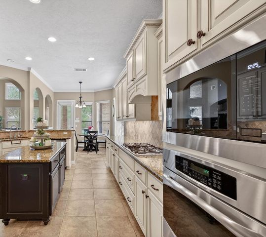 12010 Hodges Grove Lane, Tomball, TX 77377