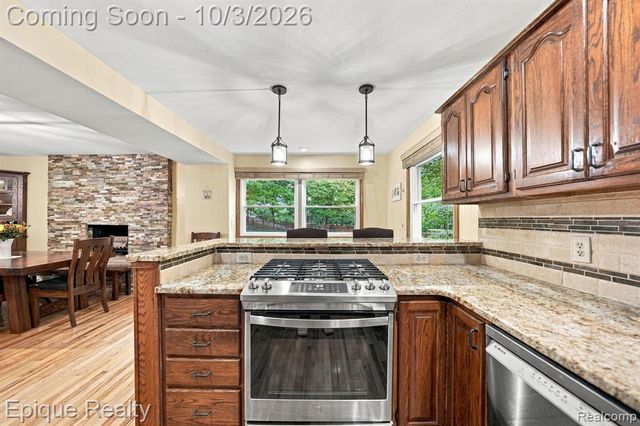 5355 Bullard Road, Fenton, MI 48430