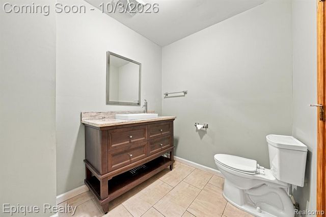 5355 Bullard Road, Fenton, MI 48430