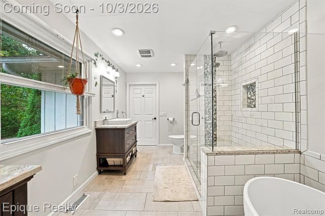 5355 Bullard Road, Fenton, MI 48430