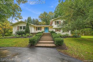 5355 Bullard Road, Fenton, MI 48430