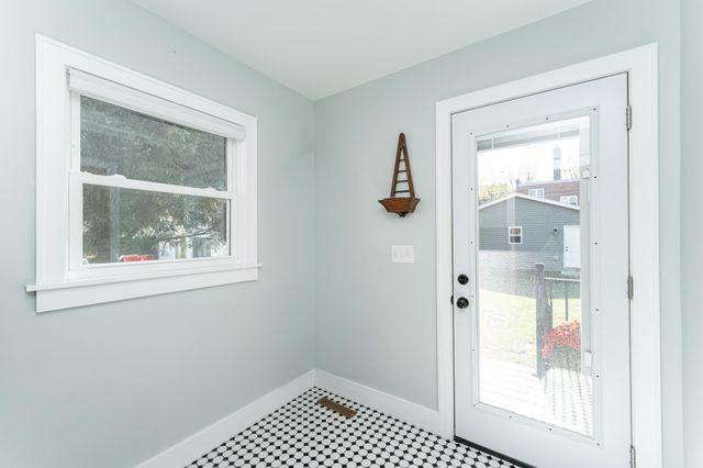 1142 2nd Street NW, Rochester, MN 55901