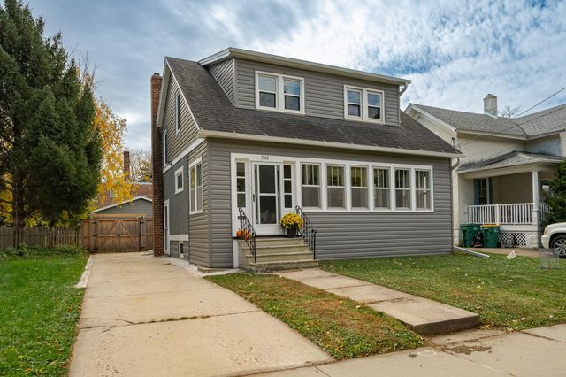 1142 2nd Street NW, Rochester, MN 55901