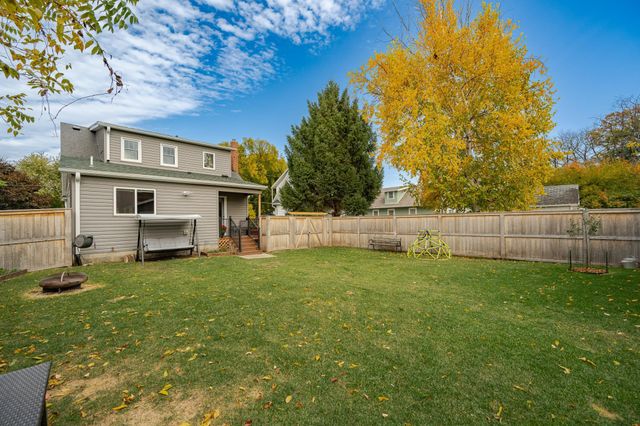 1142 2nd Street NW, Rochester, MN 55901