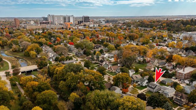 1142 2nd Street NW, Rochester, MN 55901