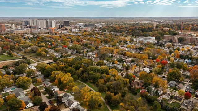 1142 2nd Street NW, Rochester, MN 55901