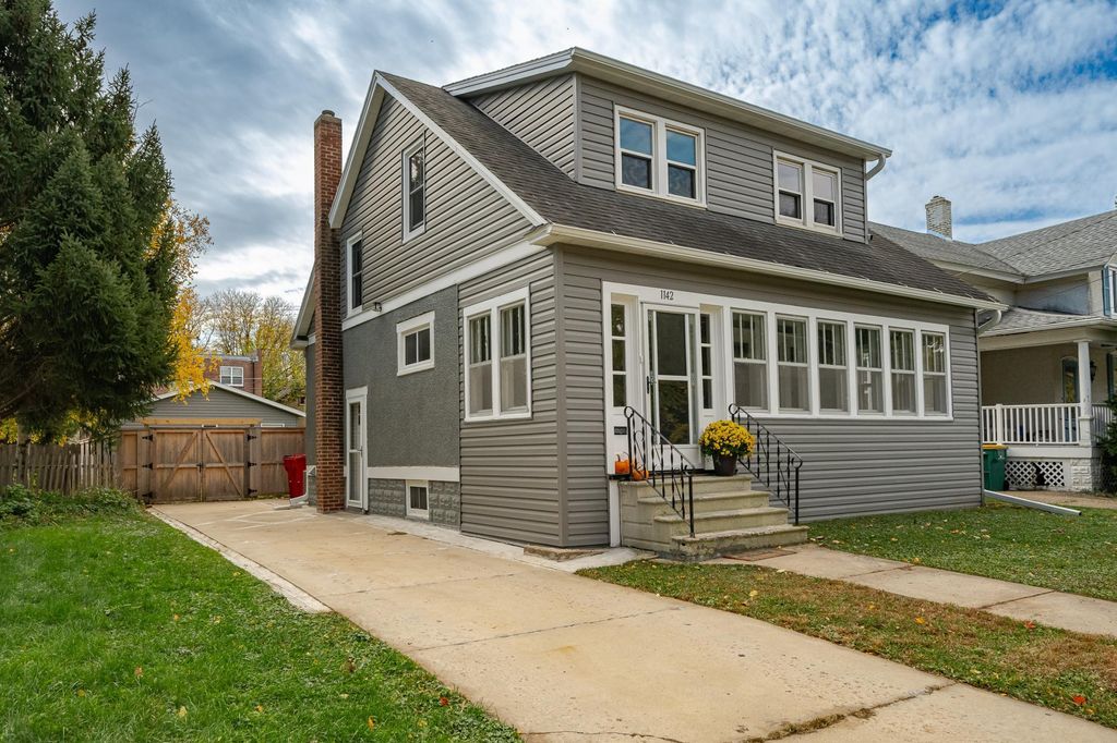 1142 2nd Street NW, Rochester, MN 55901