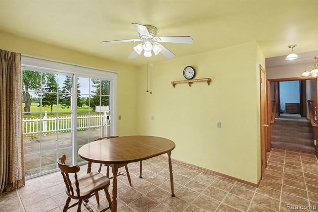 1222 Howe Road, Burton, MI 48509