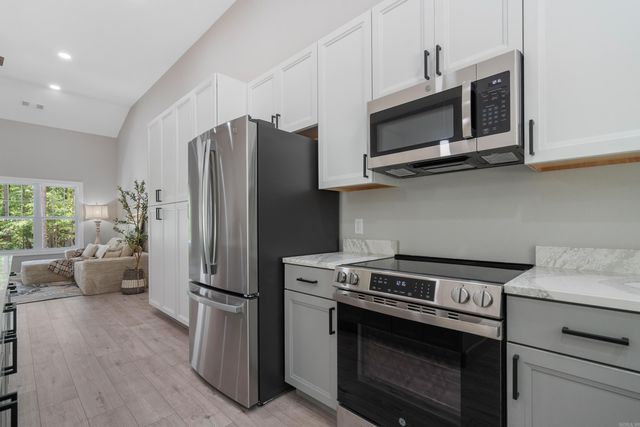 2 Tolosa Way, Hot Springs Village, AR 71909