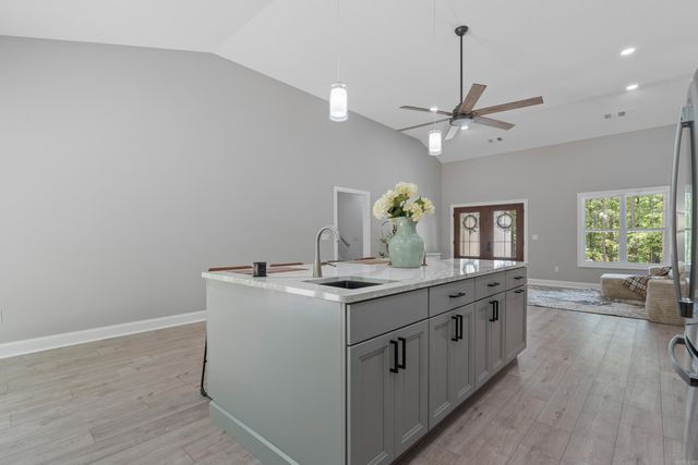 2 Tolosa Way, Hot Springs Village, AR 71909