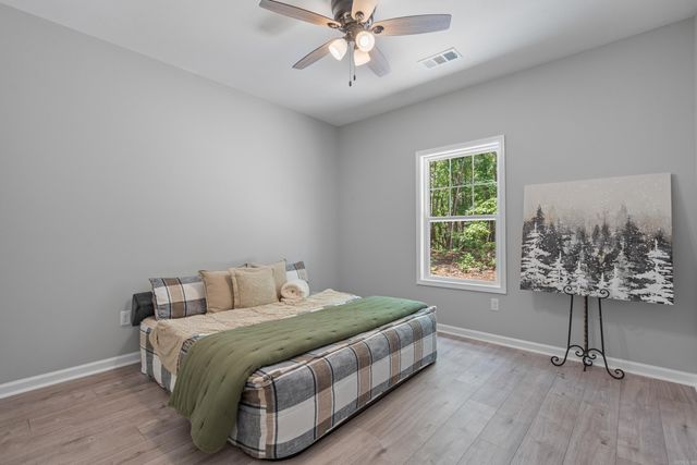 2 Tolosa Way, Hot Springs Village, AR 71909