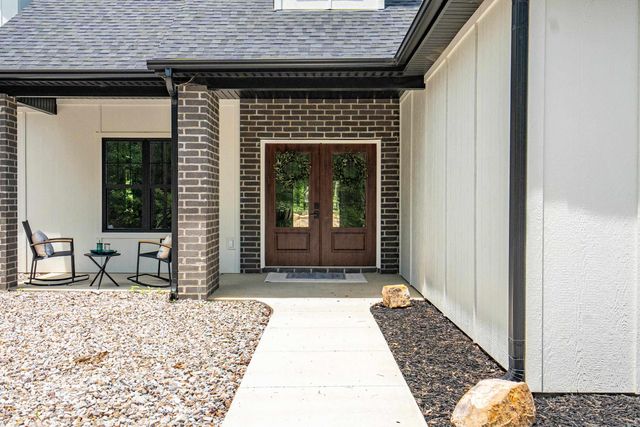 2 Tolosa Way, Hot Springs Village, AR 71909