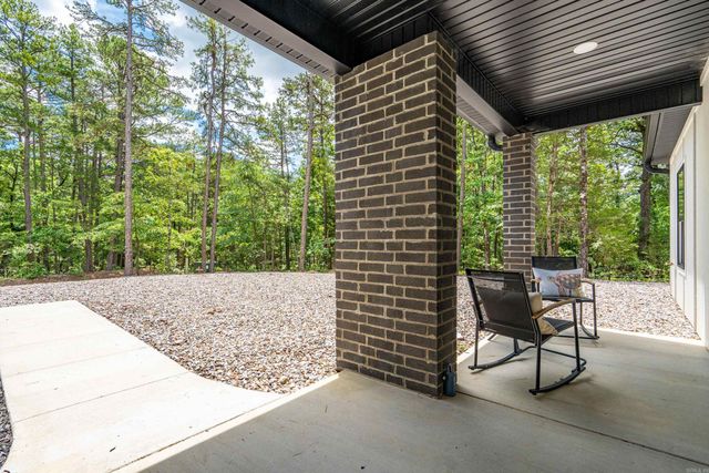 2 Tolosa Way, Hot Springs Village, AR 71909