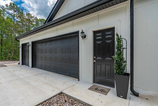 2 Tolosa Way, Hot Springs Village, AR 71909