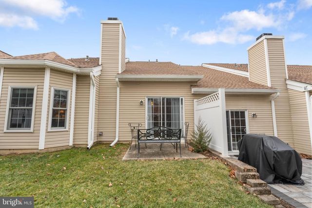 113 DRESNER CIRCLE, Boothwyn, PA 19061