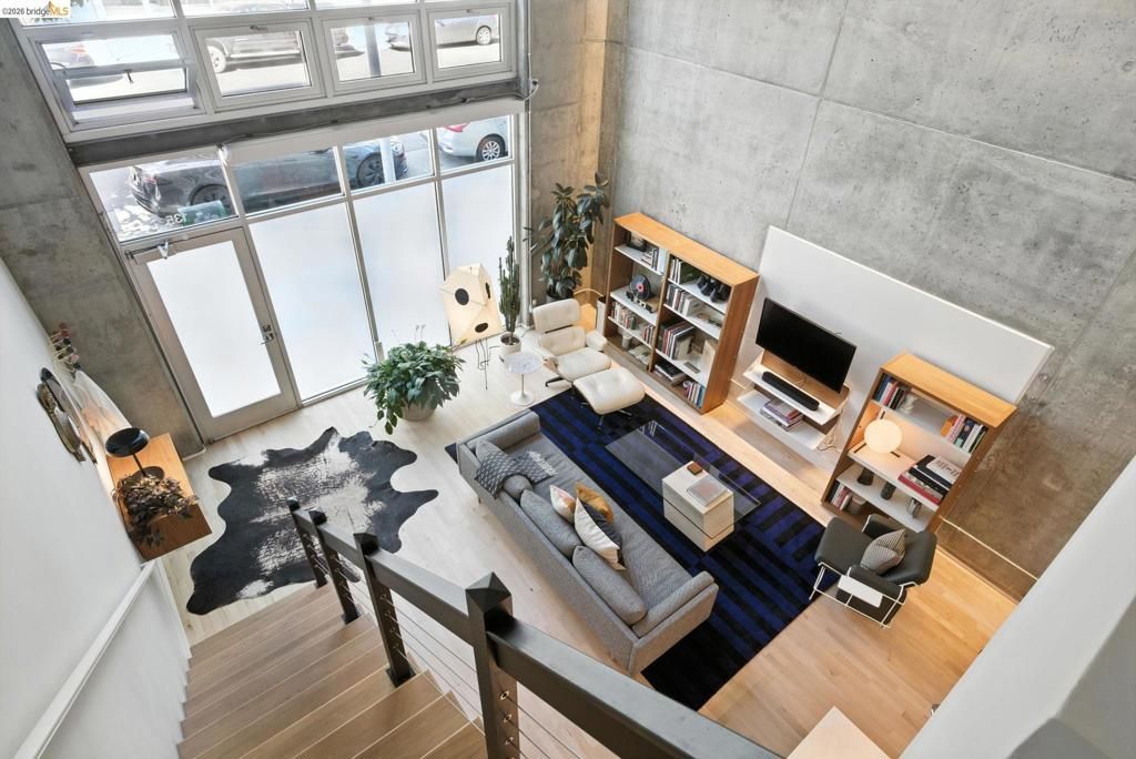 Image 23 of property listing at 311 Oak St 102, Oakland, CA 94607