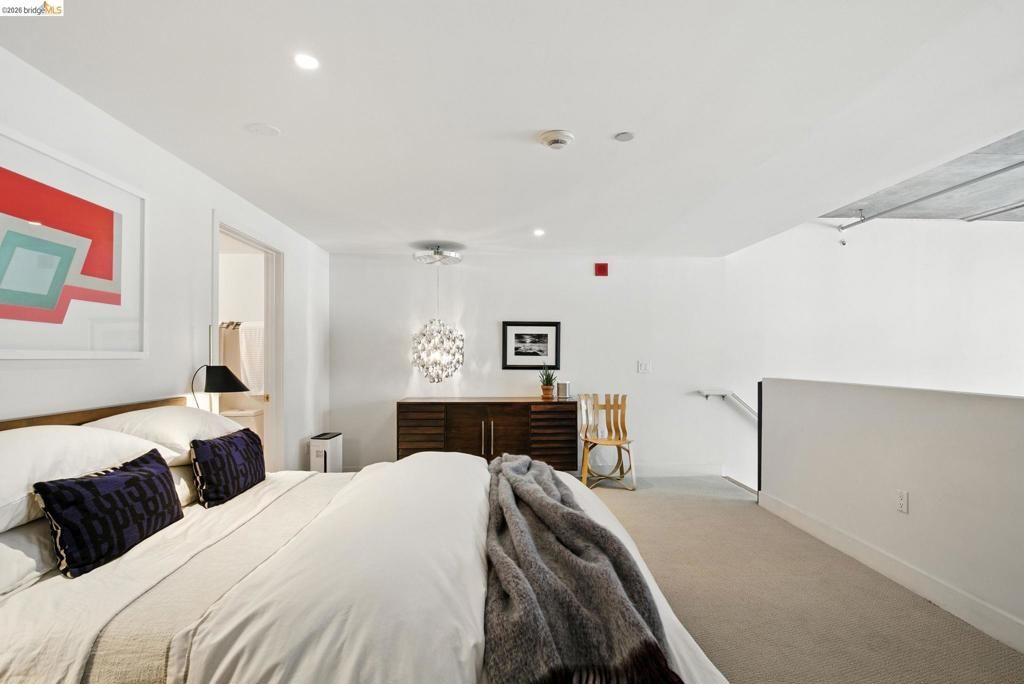 Image 25 of property listing at 311 Oak St 102, Oakland, CA 94607