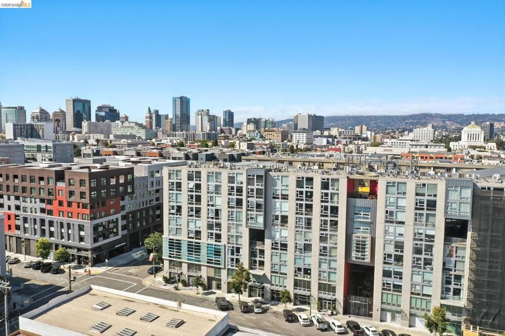 Image 46 of property listing at 311 Oak St 102, Oakland, CA 94607