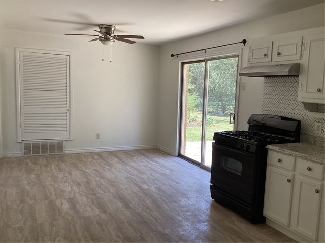 155 Chateau Drive, Fort Worth, TX 76134