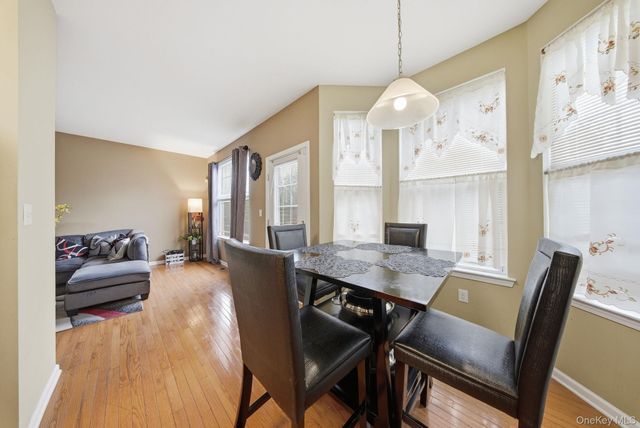 59 Woodside Knolls Drive, Middletown, NY 10940