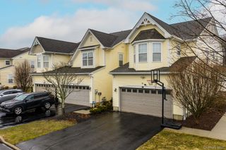 59 Woodside Knolls Drive, Middletown, NY 10940