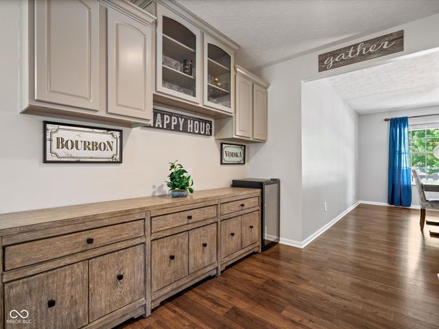 19215 Searay Drive, Noblesville, IN 46060