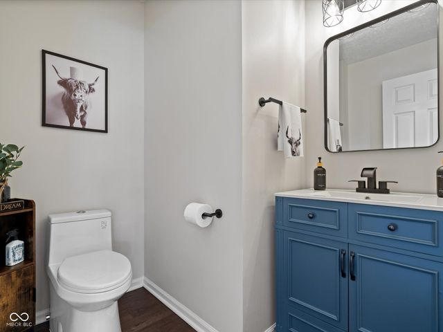 19215 Searay Drive, Noblesville, IN 46060