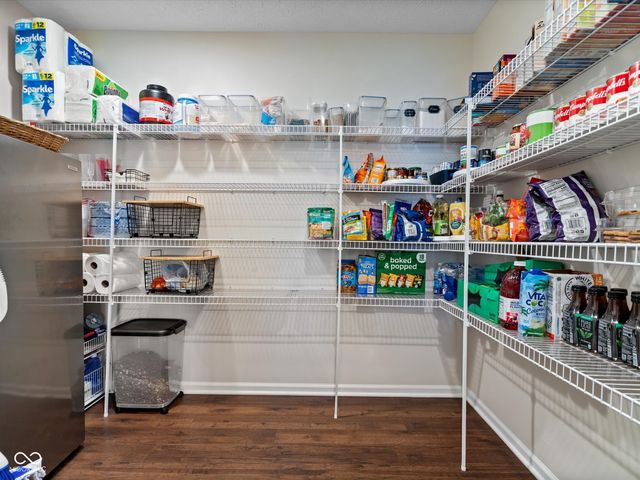 19215 Searay Drive, Noblesville, IN 46060