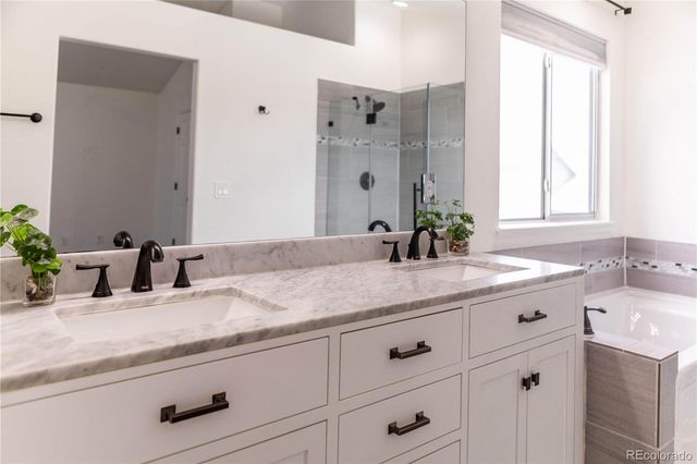 9980 Deer Creek Court, Highlands Ranch, CO 80129