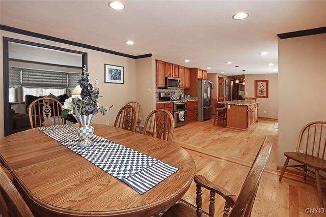 104 Holly Circle, Dewitt, NY 13066