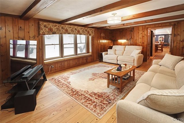 104 Holly Circle, Dewitt, NY 13066