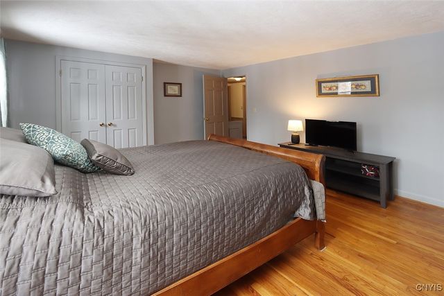 104 Holly Circle, Dewitt, NY 13066