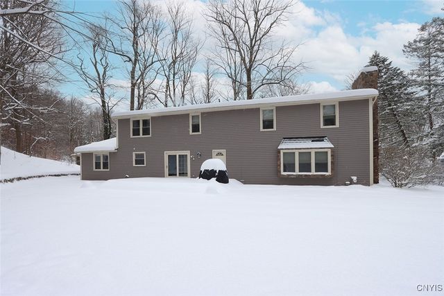 104 Holly Circle, Dewitt, NY 13066