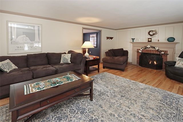 104 Holly Circle, Dewitt, NY 13066