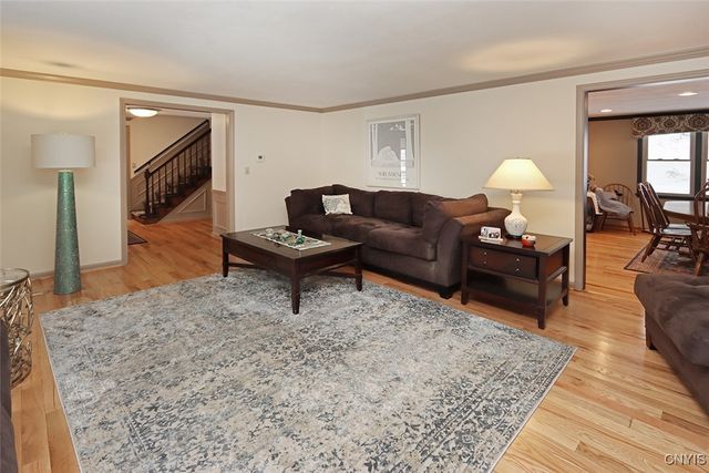 104 Holly Circle, Dewitt, NY 13066