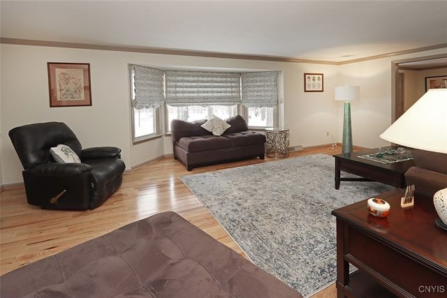 104 Holly Circle, Dewitt, NY 13066