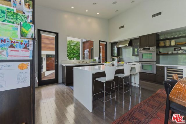 12706 Stanwood Drive, Los Angeles, CA 90066