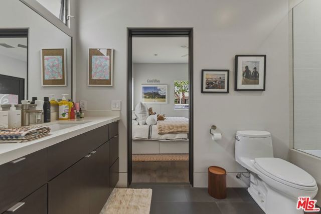 12706 Stanwood Drive, Los Angeles, CA 90066