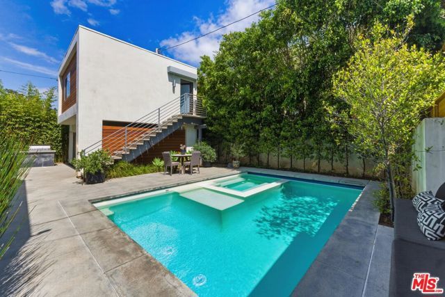 12706 Stanwood Drive, Los Angeles, CA 90066