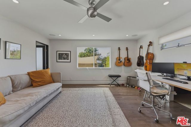12706 Stanwood Drive, Los Angeles, CA 90066