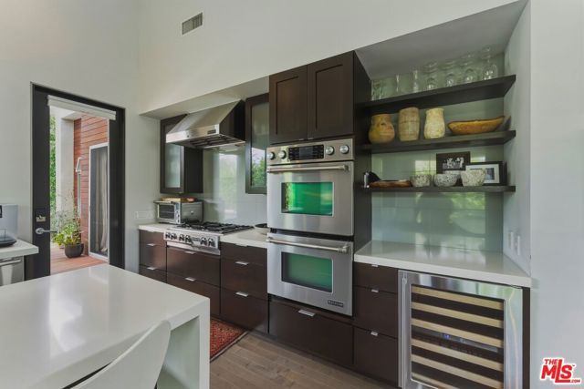 12706 Stanwood Drive, Los Angeles, CA 90066