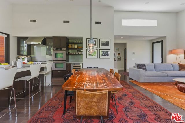 12706 Stanwood Drive, Los Angeles, CA 90066