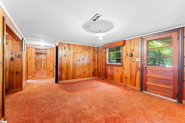 210 N Rockview Drive, Greenville, SC 29609