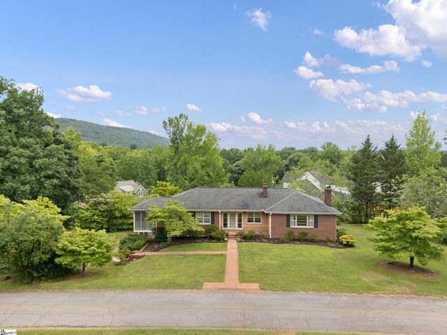 210 N Rockview Drive, Greenville, SC 29609