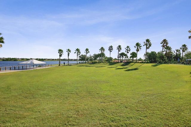 5420 SILVER SUN DRIVE, Apollo Beach, FL 33572
