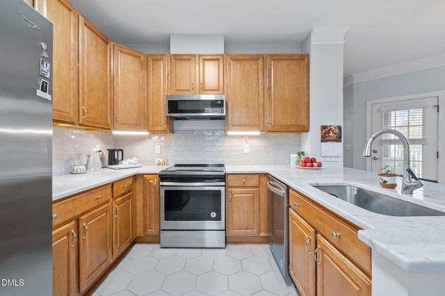 1014 Arborgate Circle, Chapel Hill, NC 27514