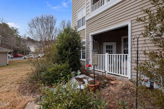 1014 Arborgate Circle, Chapel Hill, NC 27514